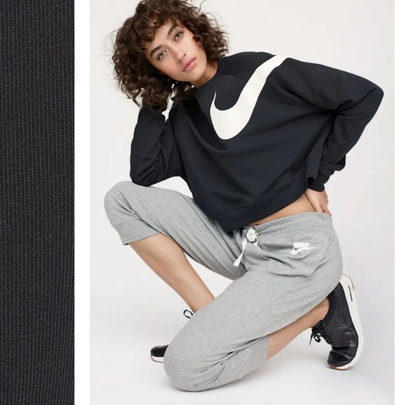 Nike Tops - Nike Dry Versa Training Crop Top